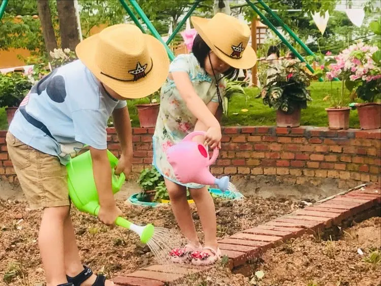 深圳又一遛娃胜地，城市中的自然成长乐园，野趣精致的户外营地