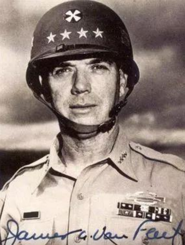 范佛里特的悲剧人生：想用两个营夺下上甘岭，结果被秦基伟打退役