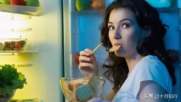 秋季減肥如何快人一步？6個動作高效燃脂，還鍛鍊腹肌練出馬甲線