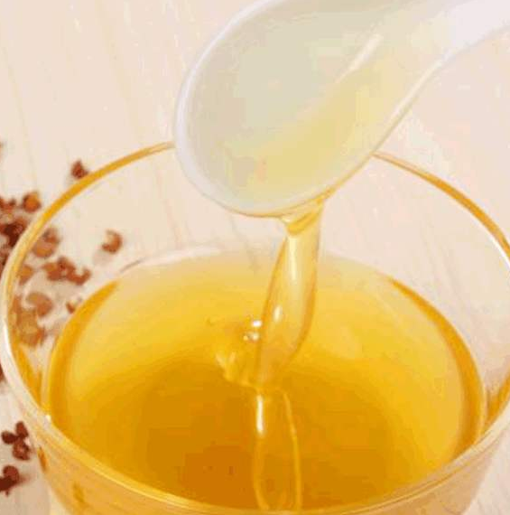 No need to go out and buy pepper oil, teach you how to make it at home, it is fragrant and hemp, pure taste