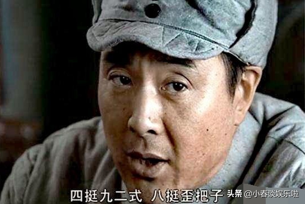 《亮剑》中李云龙炫耀拥有八个营，孔捷吃惊，为何丁伟一脸不屑？