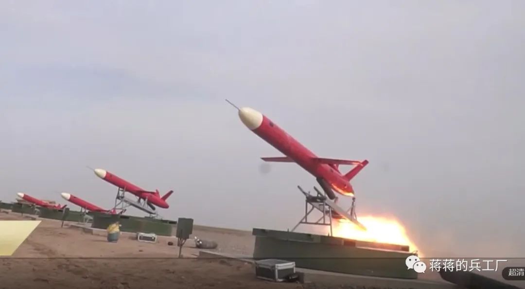我军确认装备新型隐身靶机，红旗-16B防空导弹依然轻松击落