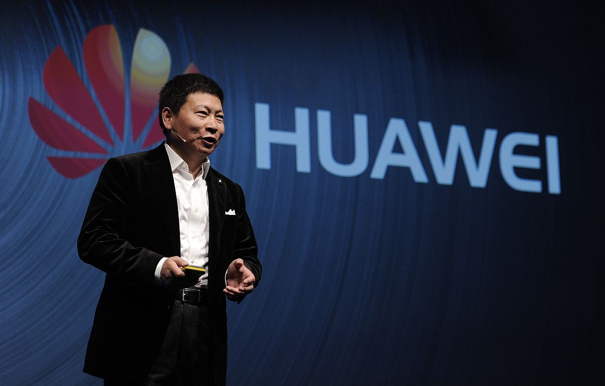 華為再次上架�新機�，反被�花粉�吐槽，有這錢不買蘋果？