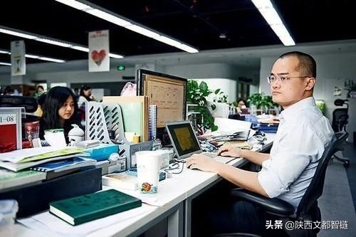 互联网巨头的博弈，远不止牺牲虾米那么简单