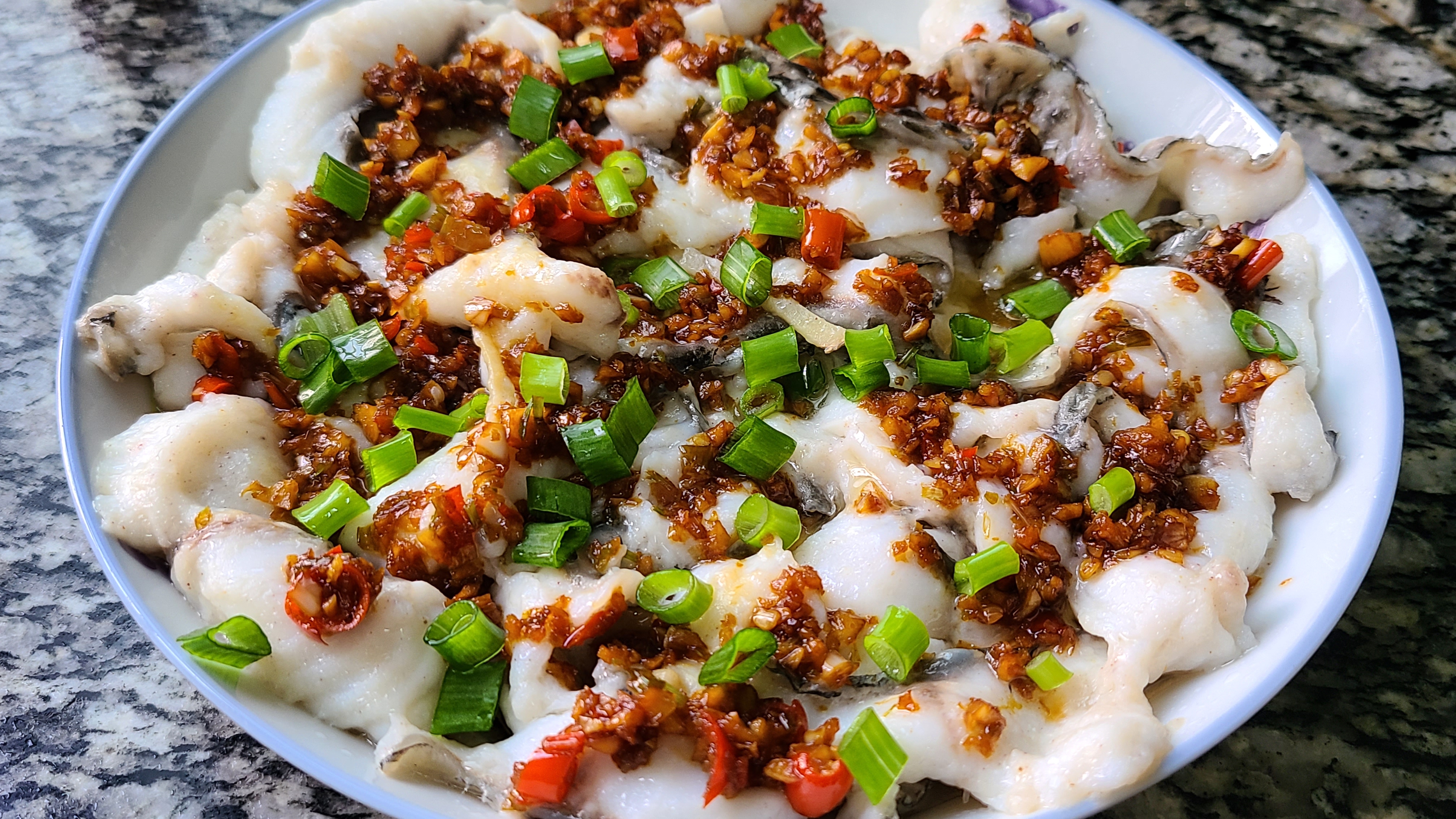 蒜香魚片，又香又好吃的一道家常菜，味道鮮美，值得一吃