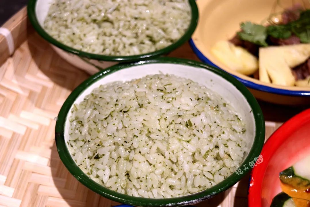 厦门人气爆棚的泰式简餐，好吃快捷超高性价比，最喜欢刷菜单了