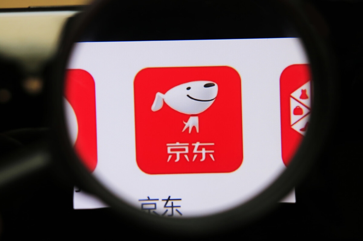 阿里巴巴进退两难，没核心技术，被超越只是时间问题