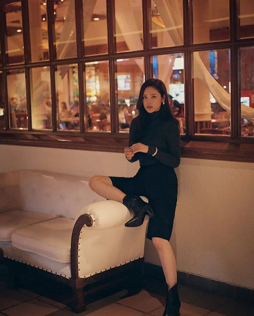 一手好牌打得稀烂，说的就是她吧