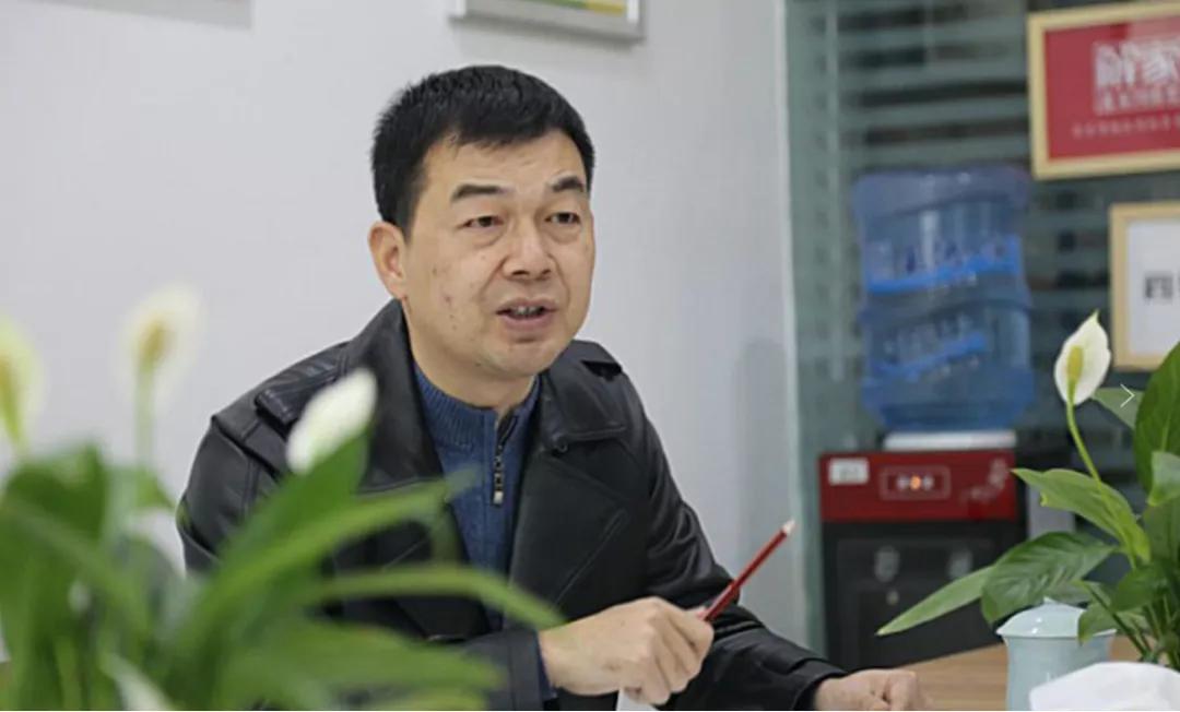 “豆状元杯”颁奖了！获荣誉、领大奖，小小作家闪闪发光