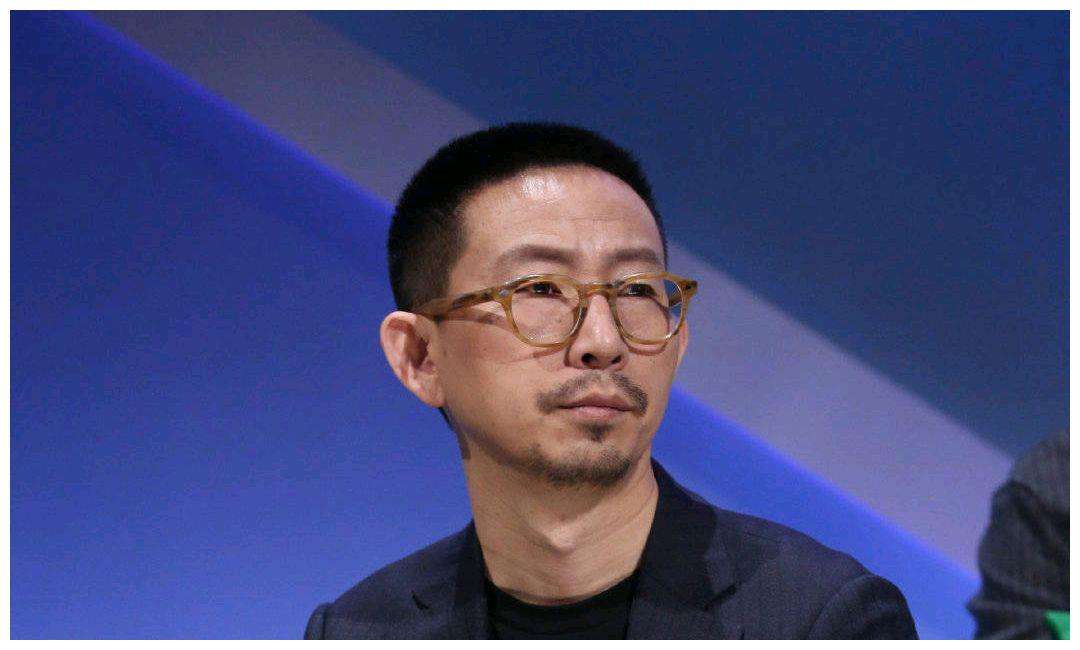 郑中基：过气歌手也敢来评价我？不要让我上去