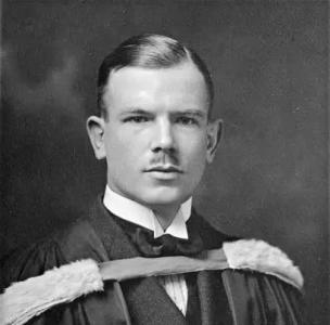 白求恩救治了八路军一位旅长并说：干部负伤过多根子就在你