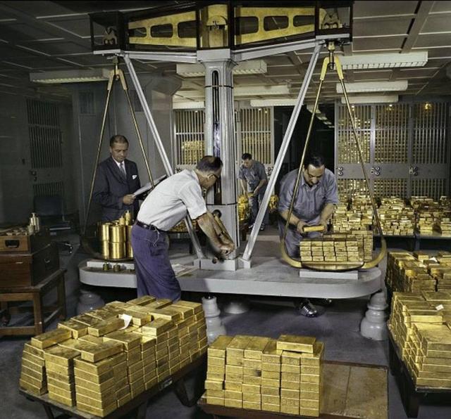 美联储或弹尽粮绝，14国从美国运黄金后，第15国正式宣布运回黄金
