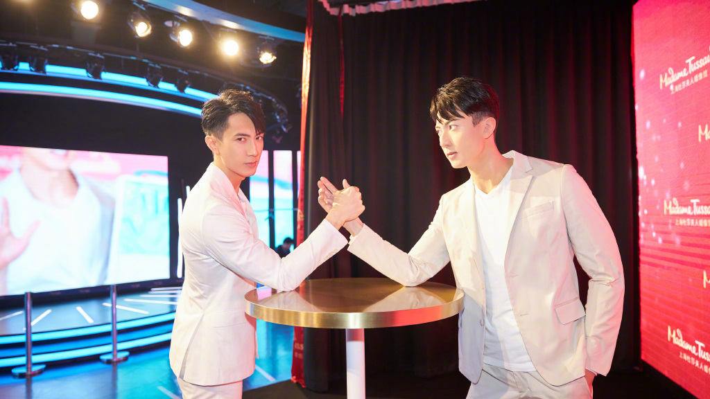 Wu Zun takes a wife to attend homecoming to bask in close according to, one contrast discovers: Middleaged grow stout has many general