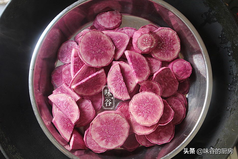中秋节快到了，不用烤箱也能做月饼，配方比例告诉你，营养好吃