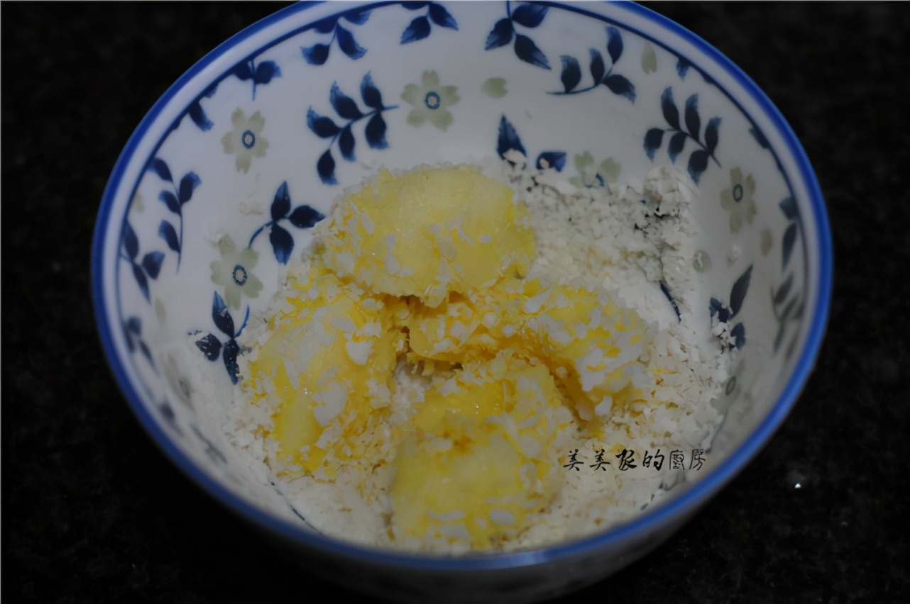 外酥裡脆的蘋果派，不加糖，不加油，低脂低熱量，饞哭隔壁孩子