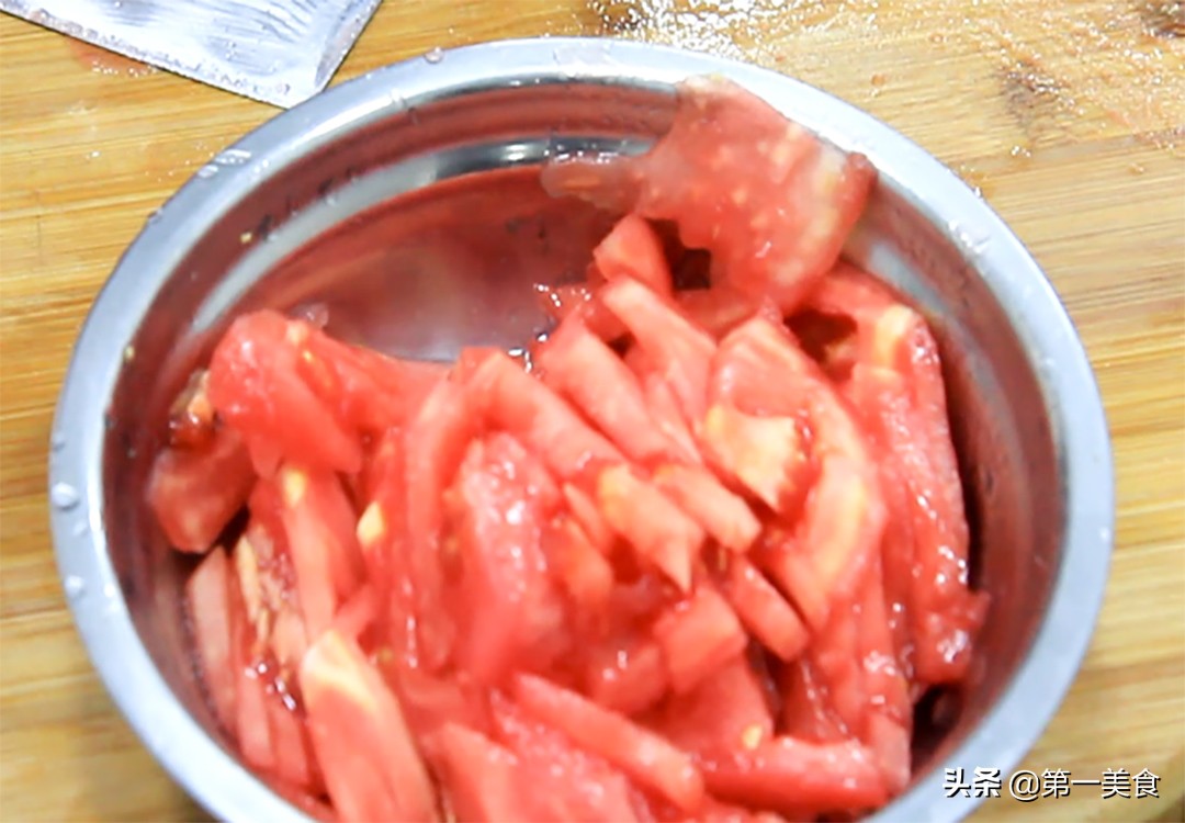 图片[8]-【番茄炖牛腩】做法步骤图 软烂入味 老少皆宜-起舞食谱网