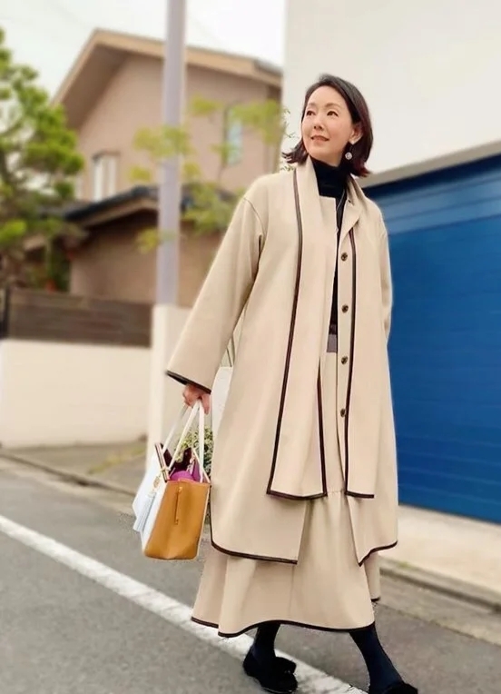 50歲的女人可以不時髦，但一定要優雅，這些日本主婦太會穿了
