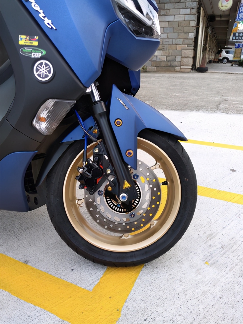�Լ����ָ��� NMax155 ABSɲ���͹�