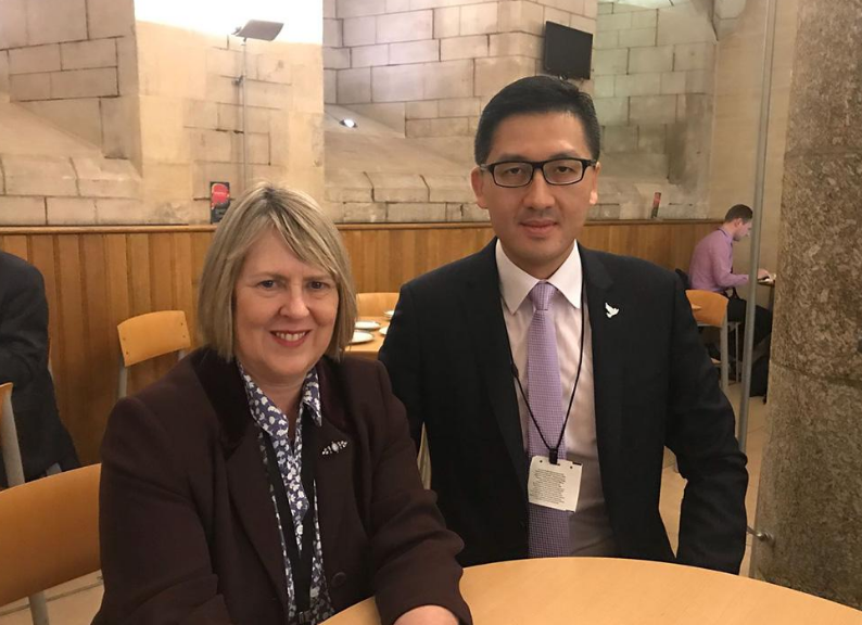 林卓廷賣樓套現，這是要�跑路�了？