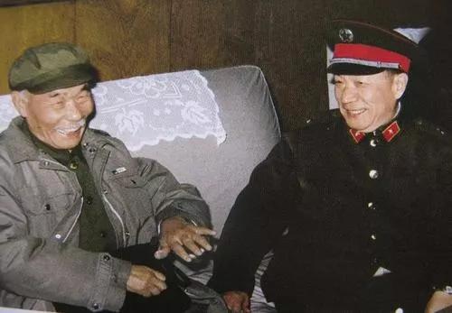 1955年原定他是上将，他却要个少将，毛主席拍板