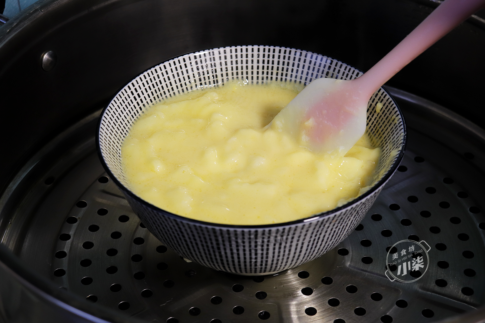图片[9]-手工奶黄包 南方特色做法 蛋黄馅健康好吃 学会早餐不用出去买-起舞食谱网