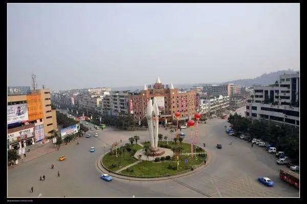 20年，富顺变化翻天覆地