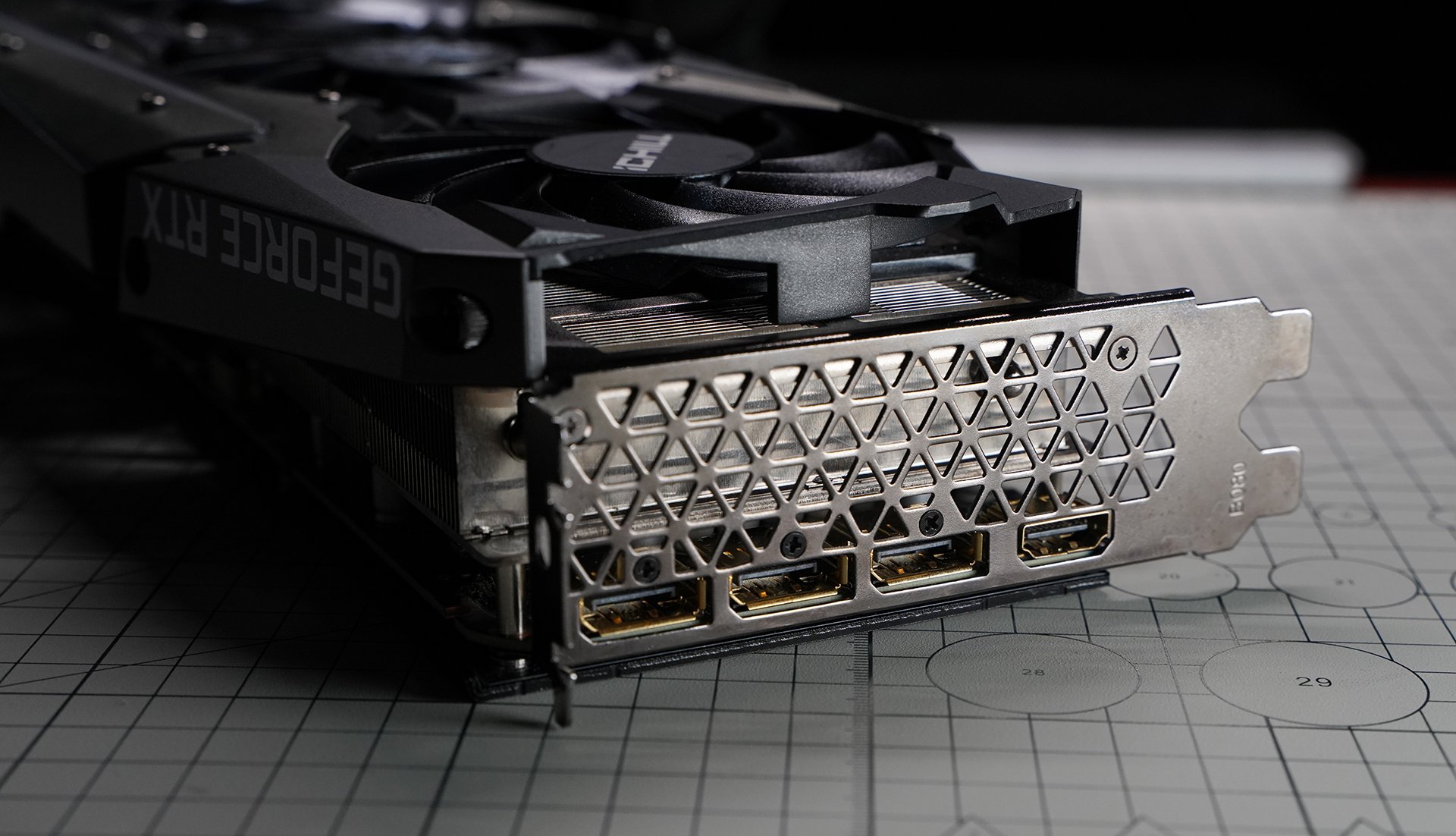 新一代2K光追游戏神器 映众RTX 3070冰龙超级版