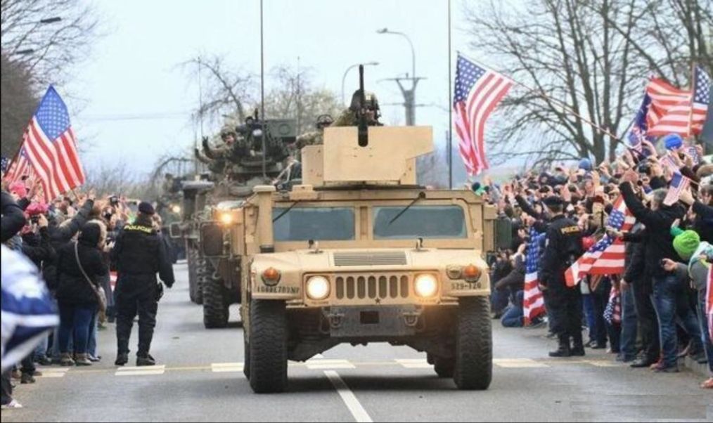 疫情没结束急忙军演，波兰自掏腰包，甘当欧洲鞋垫，岁岁盼王师