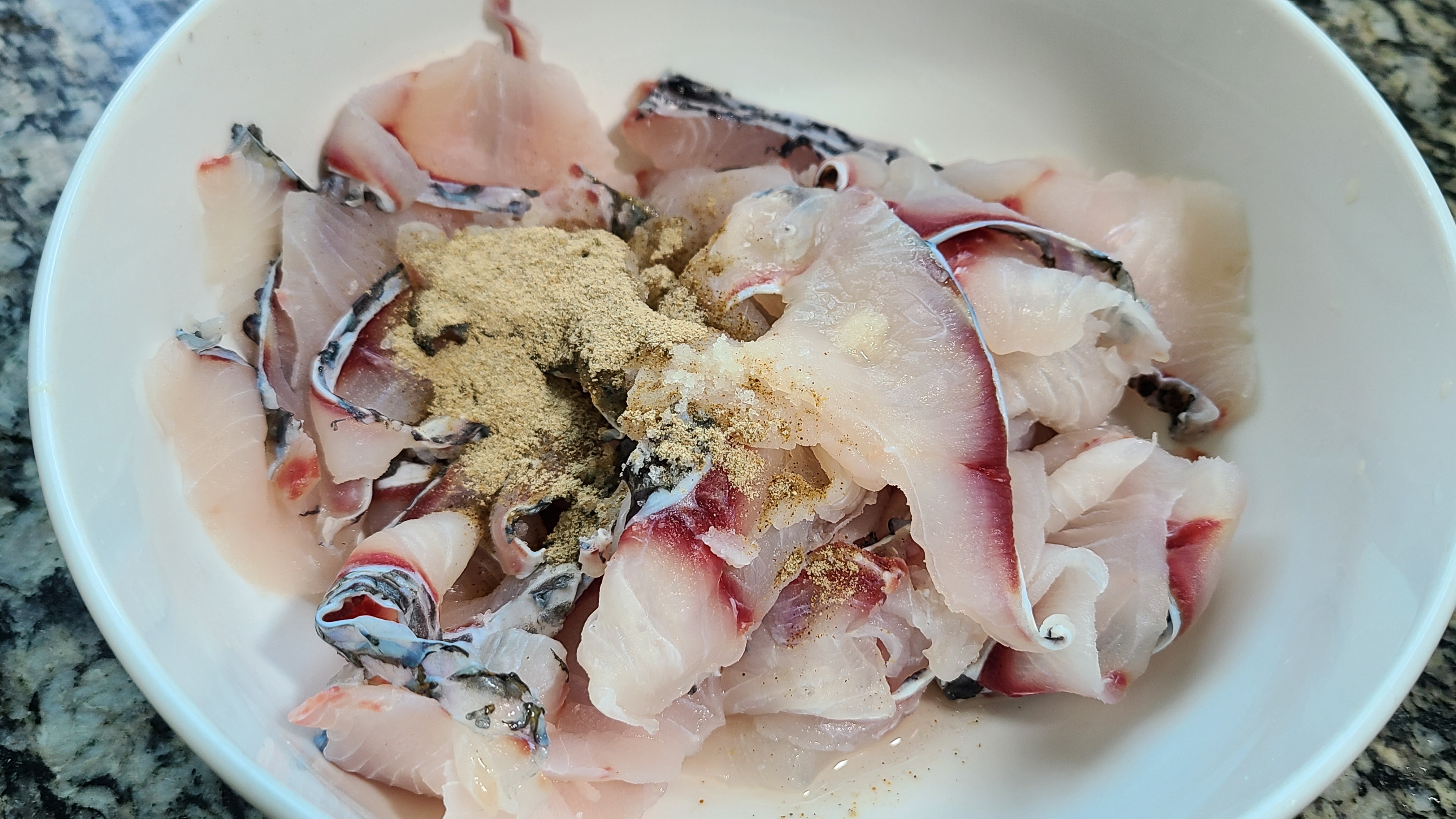 這一道蘿蔔燉魚太香了，味道鮮美做法簡單，好吃又便宜