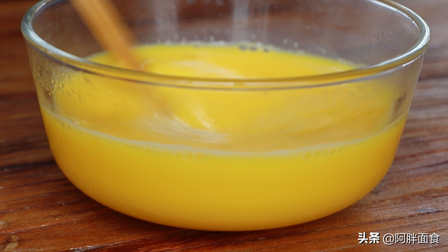 水蒸雞蛋用冷水還是熱水？ 很多人不清楚，老做法教給你，像豆腐