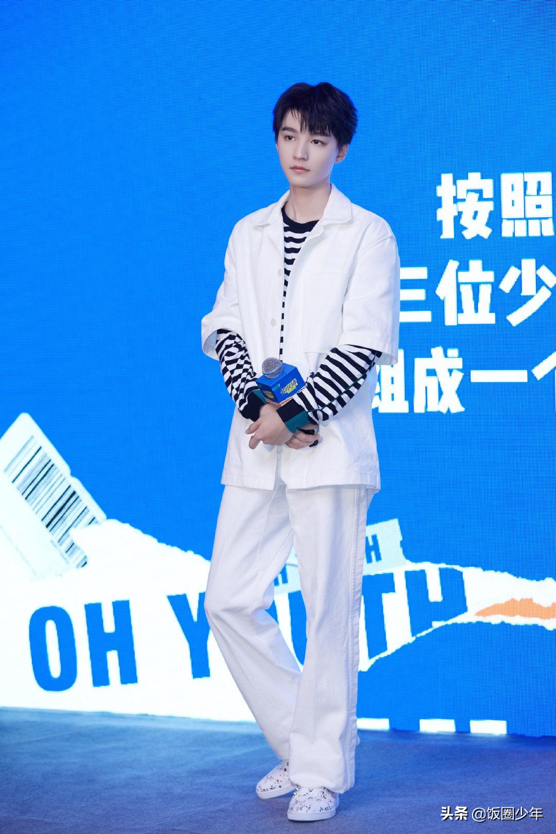 Seaside of Wang Junkai come across films marry the sweethearts that illuminate, his reaction is too comical as a result