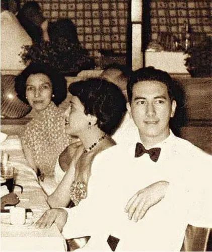 从落魄公子到澳门赌王，何鸿燊：人生哪有那么