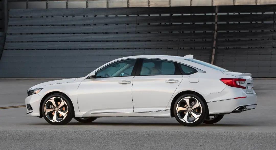 10万-50万元，中保研测试满分评级安全车推荐，最后一款真香