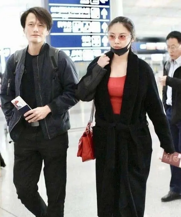 徐冬冬罕提感情，被疑好事将近，与尹子维相恋2年曾传遭家暴借钱