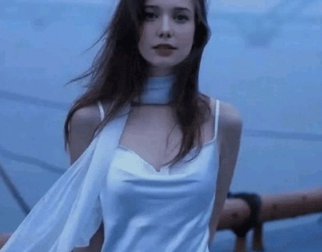 还记得“秦妃”吗？因太美被誉为“奥黛丽赫本