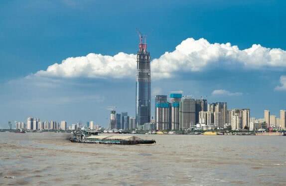 武汉总耗资200亿，修建475米地标性建筑，预计2023年建成