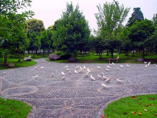 浙江旅游：走进生态旅游区滕头村（图）