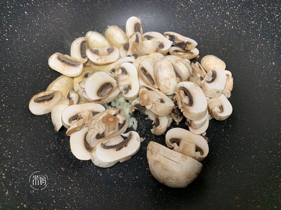 图片[9]-虾仁蘑菇炒西蓝花做法步骤图 低脂低热量多吃也不胖-起舞食谱网