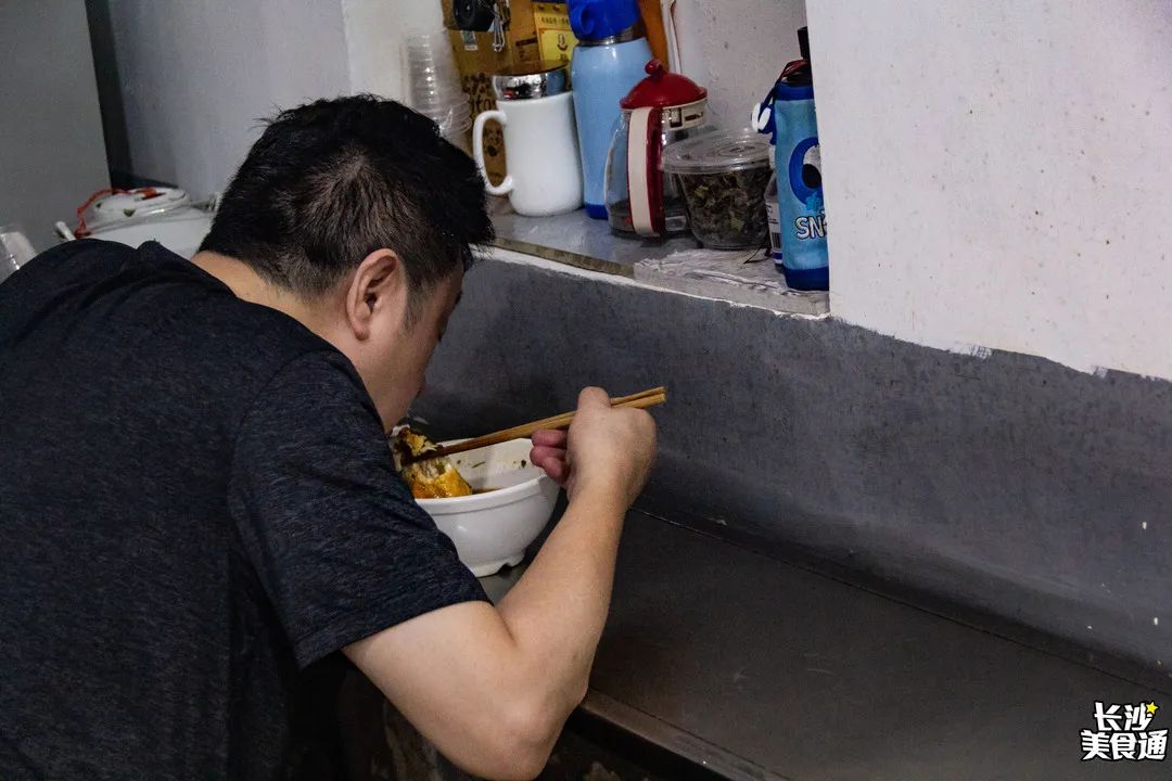 30年哒，长沙伢子都长大了，它还在咯里