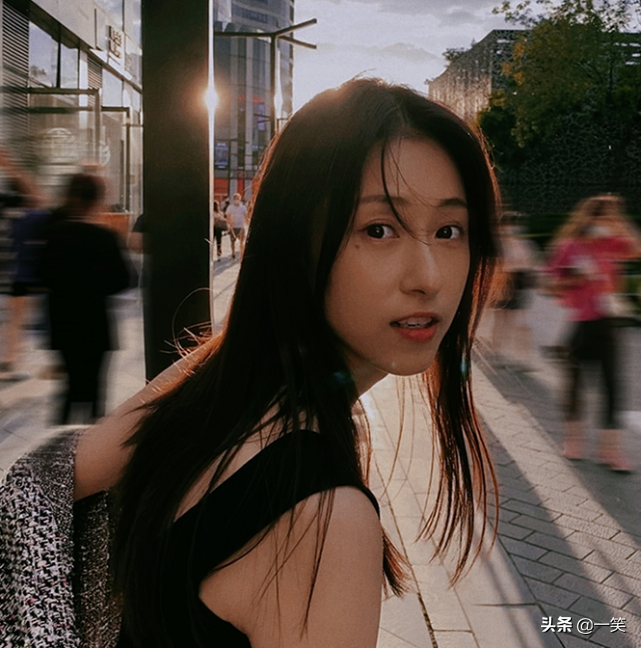 艾佳|王彦霖承认与艾佳妮恋情 女方曾出演爱情公寓4