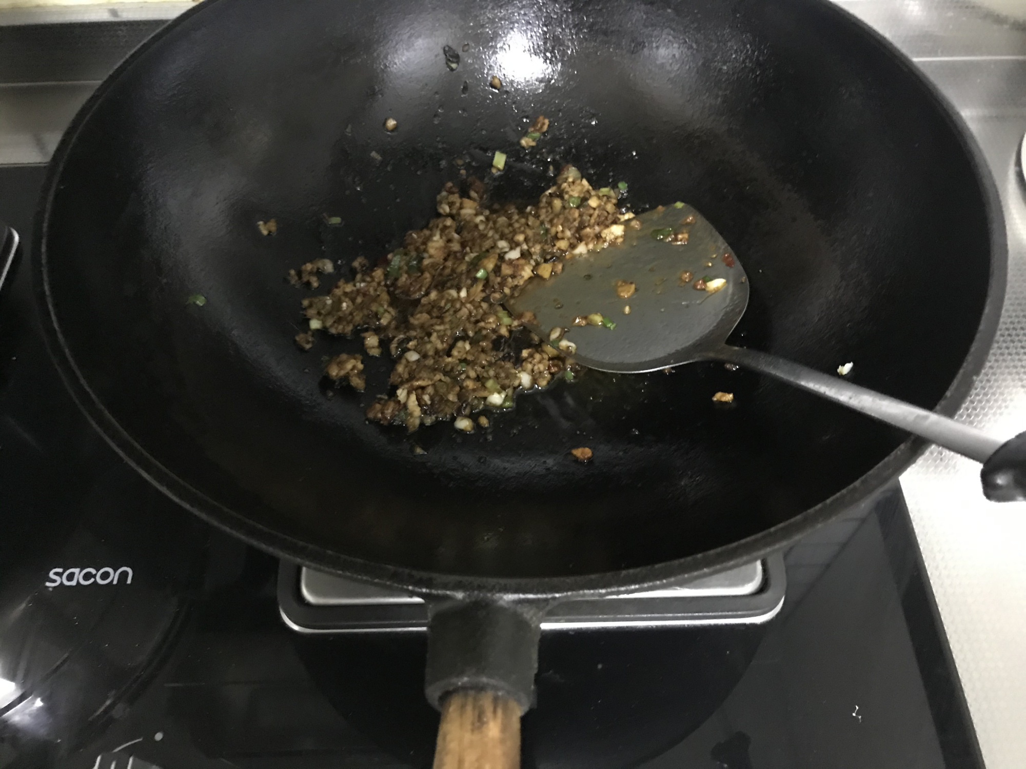 天越熱，沒胃口，多給家人吃它，味道濃郁，營養下飯，人人吃得起