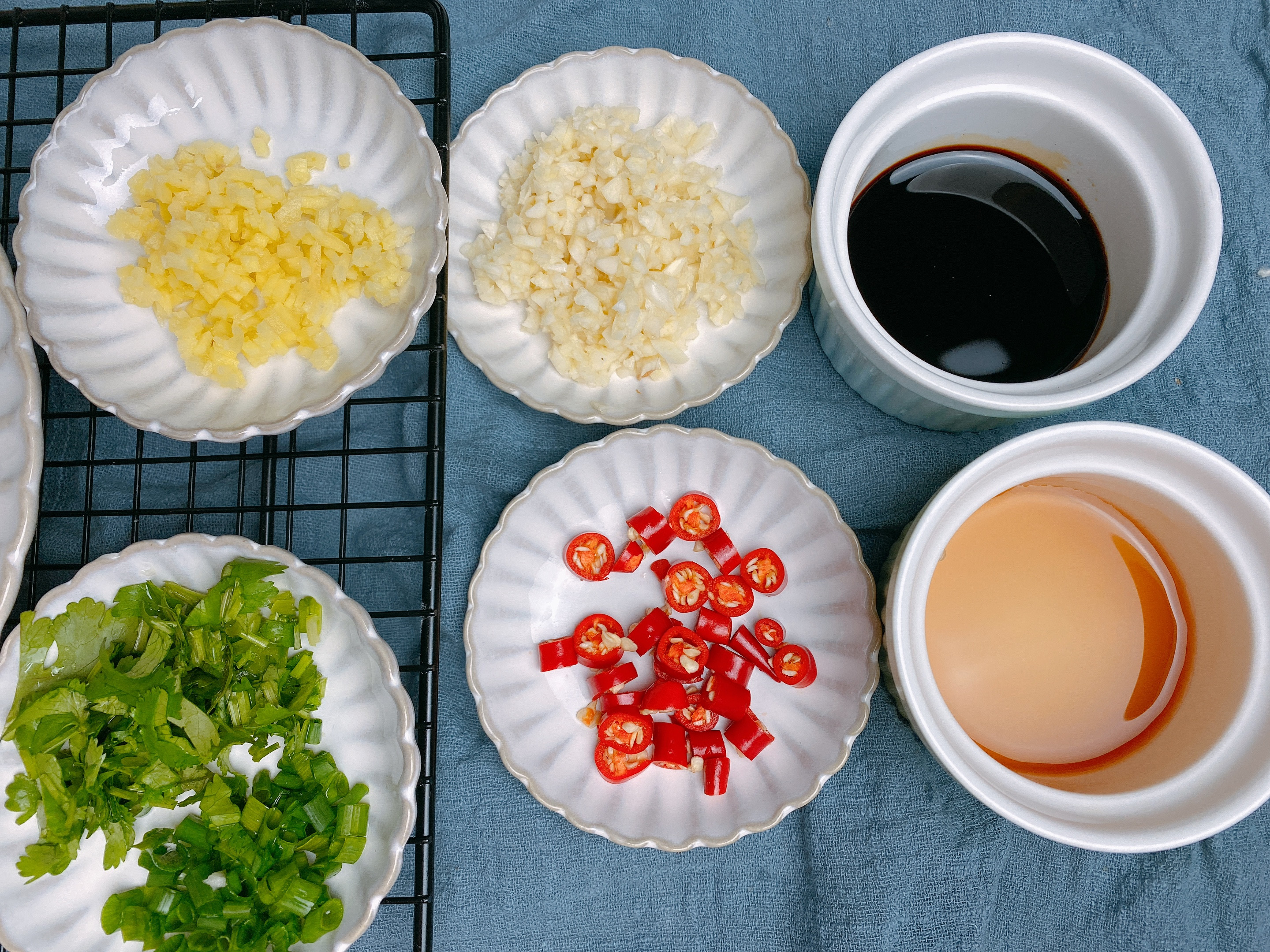 過年必備涼菜之涼拌皮蛋，多加3味調料，皮蛋不腥不澀，開胃爽口