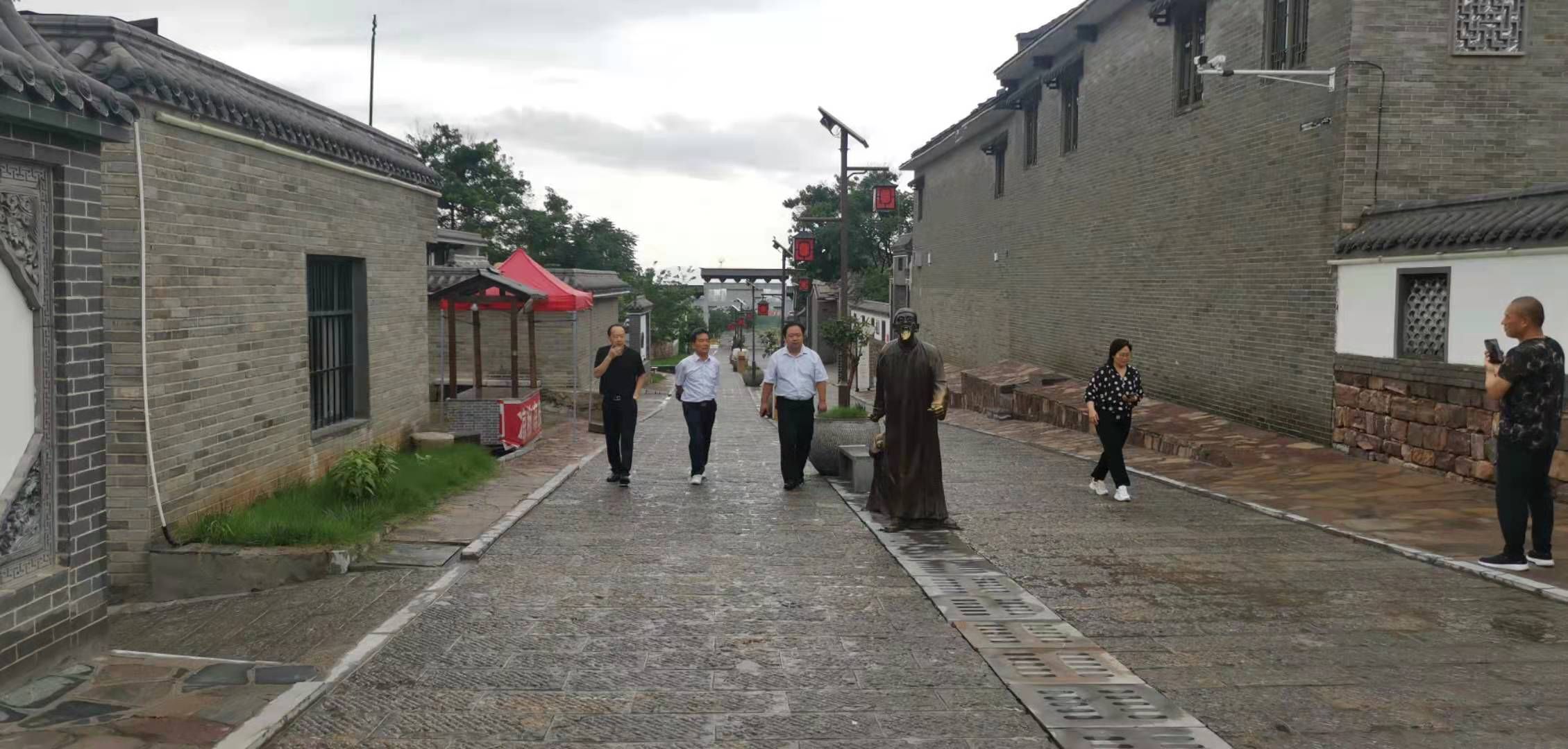 中健昱昇教育科技集团林州市项目考察