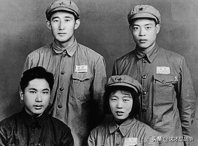 他拿到國(guó)軍全部機(jī)要密碼，立下不世奇功，建國(guó)后的職務(wù)卻只是科員