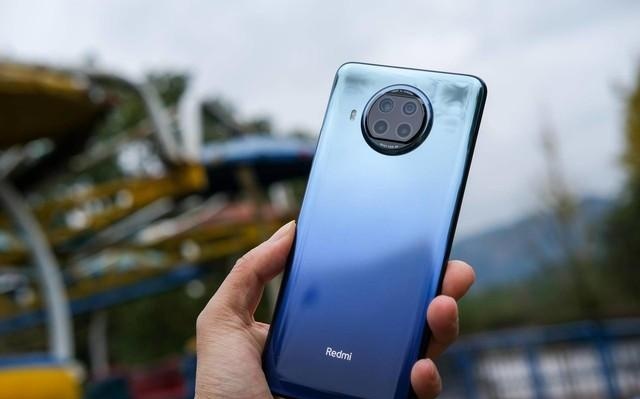 三款6000mAh大电池手机上线，最低899，最高4999