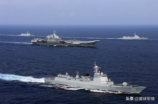 山东舰穿越台湾海峡，台岛6舰8机全程跟踪，常态