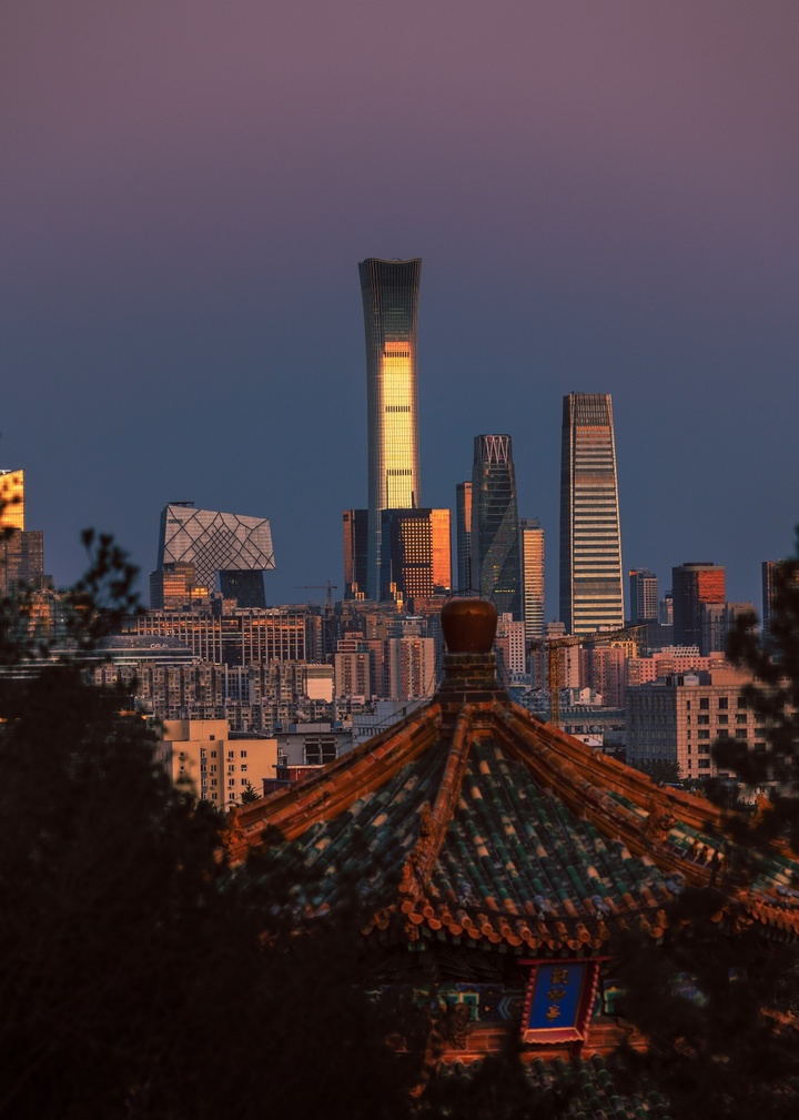 The boreal capital below 14 cameraman camera lens