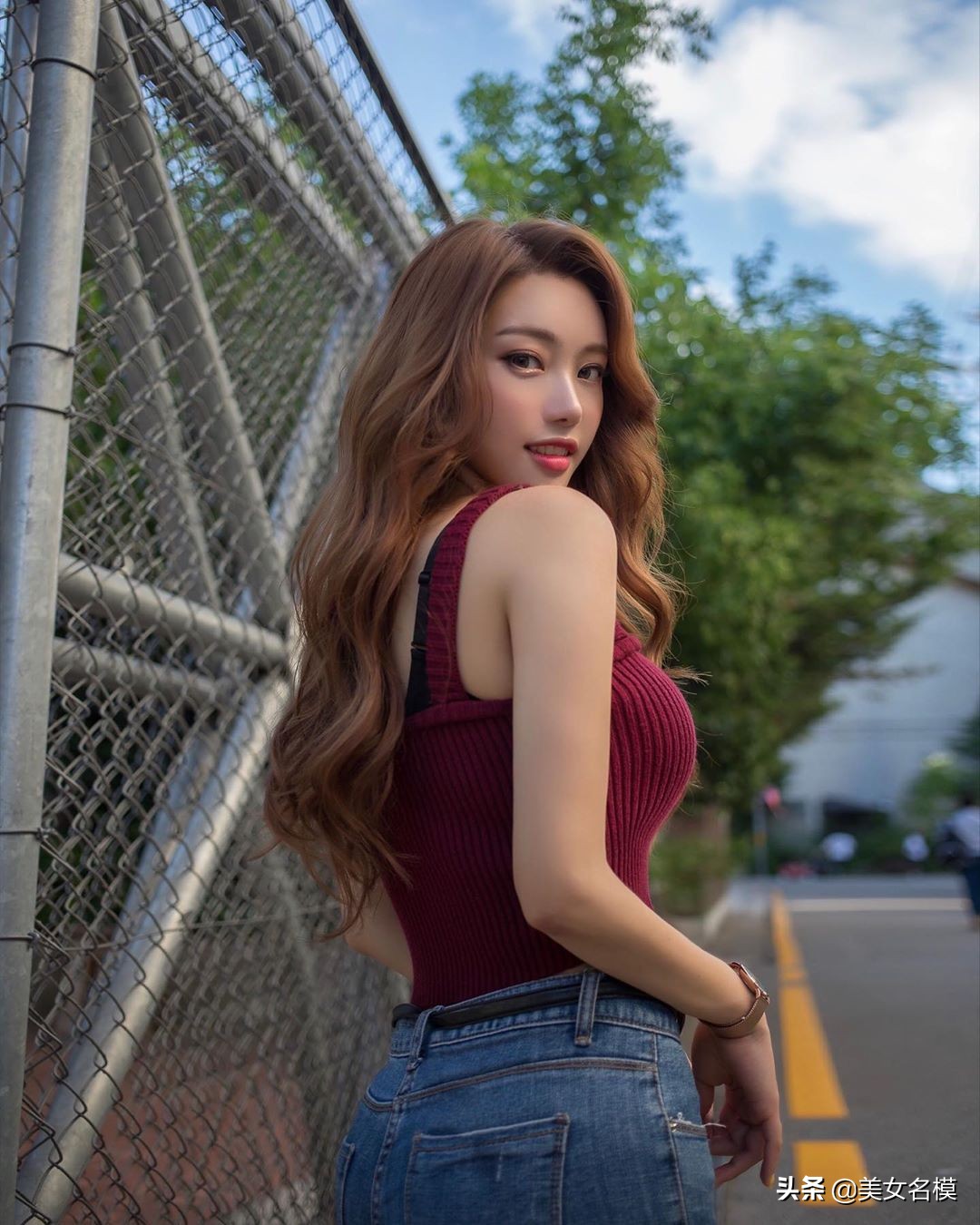 韓國最美平面模特Ssovely，輕鬆駕馭各種穿搭