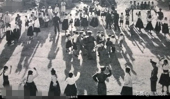 老照片记录，朝鲜战争结束后留在朝鲜的志愿军