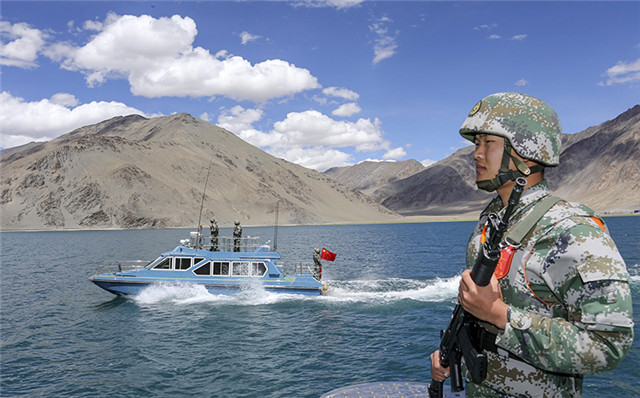 印度越线、“台独”闹腾、捷克添火：多事之秋，中国无畏